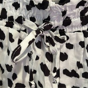 Alelly high waist ruffle light cotton skirt lined medium black and white.